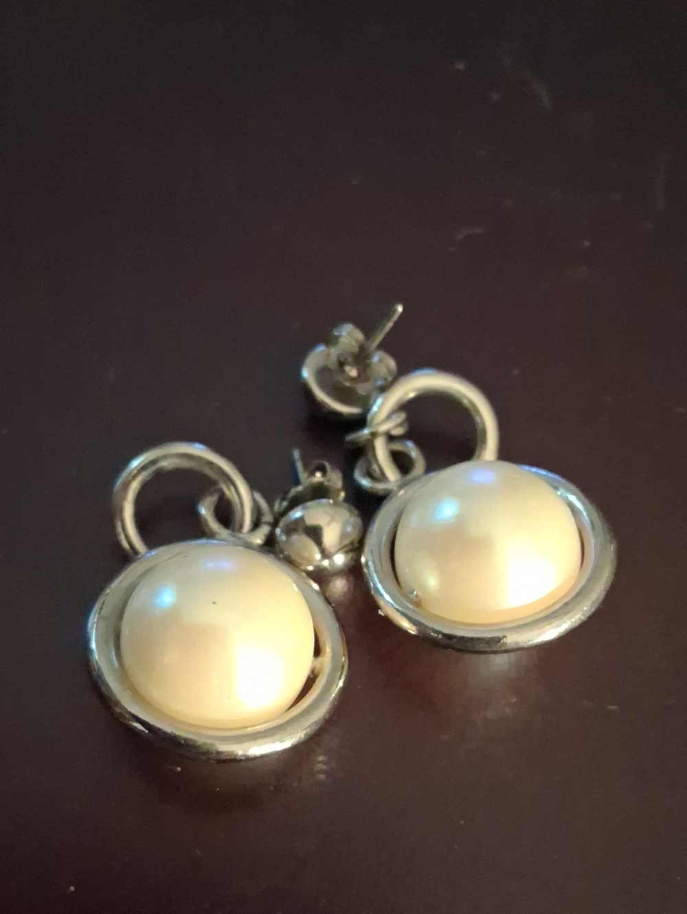 Avon Silver-Tone Cream Pearl Drop Earrings